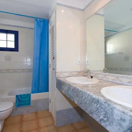 Sleeps 5 Wifi Villa Corralejo
